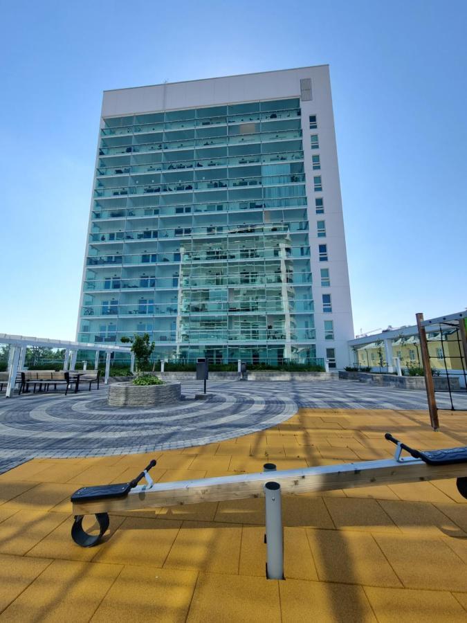 Top Location Iicenter Iiparking Oulu Bagian luar foto